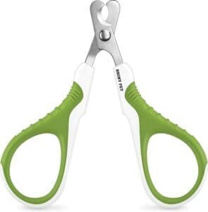 This Best Pet Nail Clippers Review compares safety, sharpness, ease of use, and which nail clippers work best for pets.